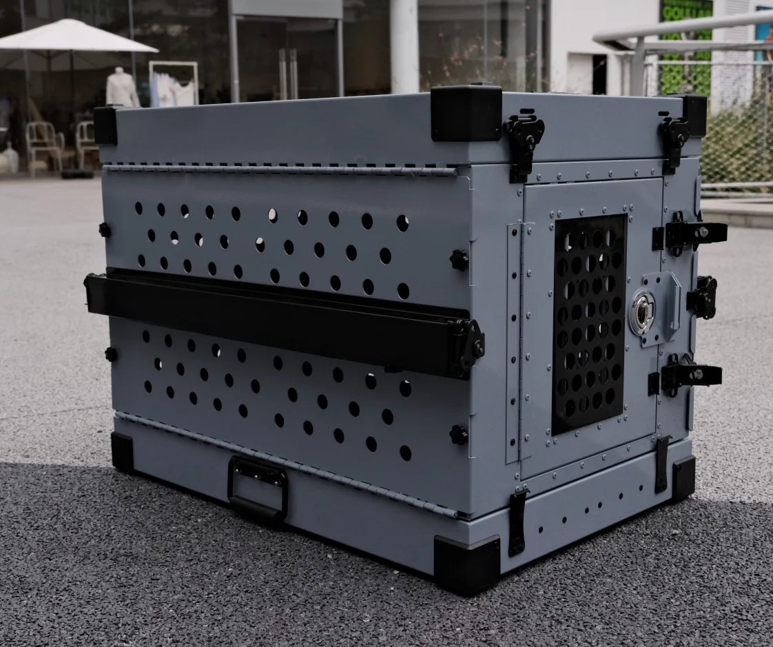Heavy Duty Fully Collapsible Dog Crate Aluminium Alloy Medium and Large Dog Crate Folding Pet Car Crate Camping Travel IATA